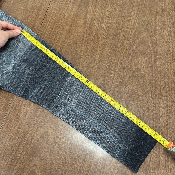 LULULEMON VARSA LAB Hoodie Medium Gray Ombre Pullover Crop Hooded Size M - Picture 9 of 9